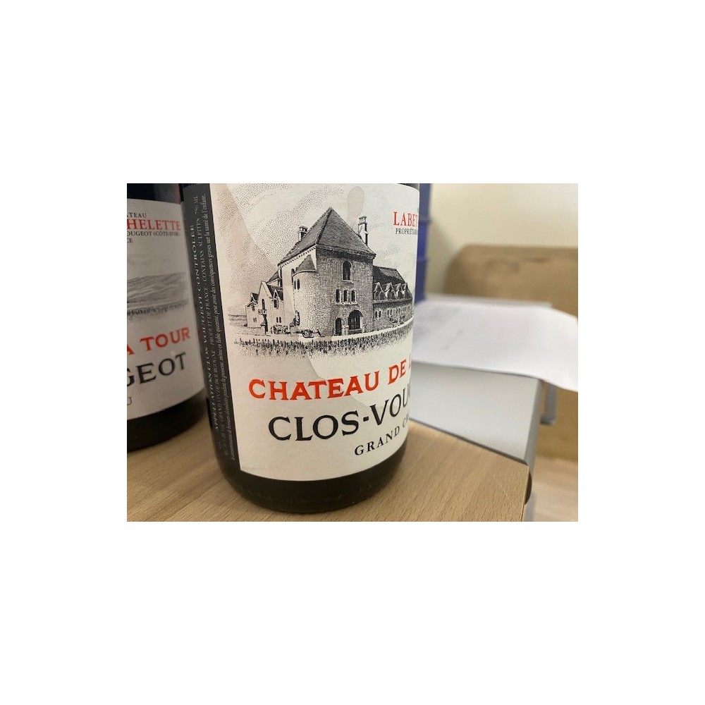 Château de la Tour Clos Vougeot Grand Cru rouge 2022 (3 bouteilles etiquettes tâchées)