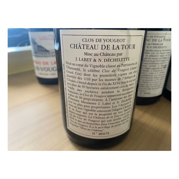 Château de la Tour Clos Vougeot Grand Cru rouge 2022 (3 bouteilles etiquettes tâchées)