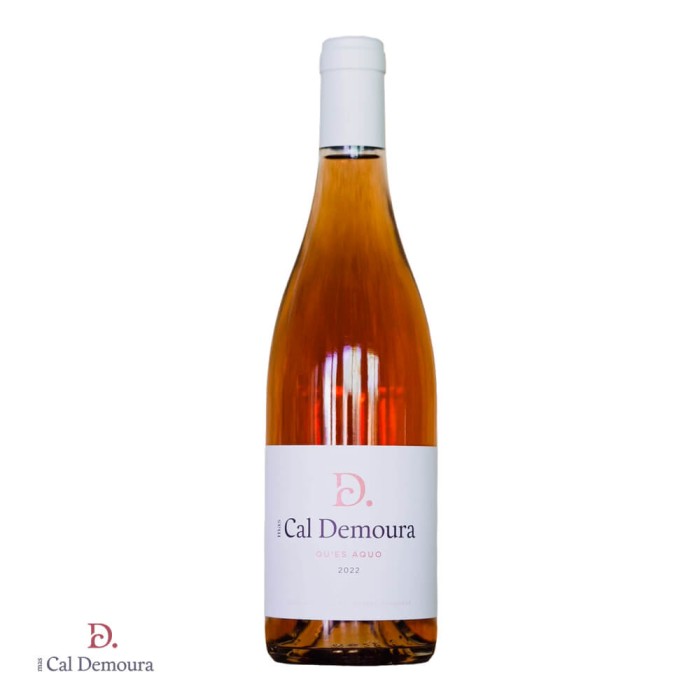 Mas Cal Demoura "Qu'es Aquo" rose 2022 bottle